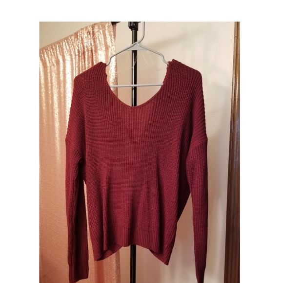 Knotted Sweater - Picture 2 of 3